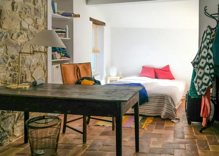 Mountain Village With Views Of Monte Torragio *